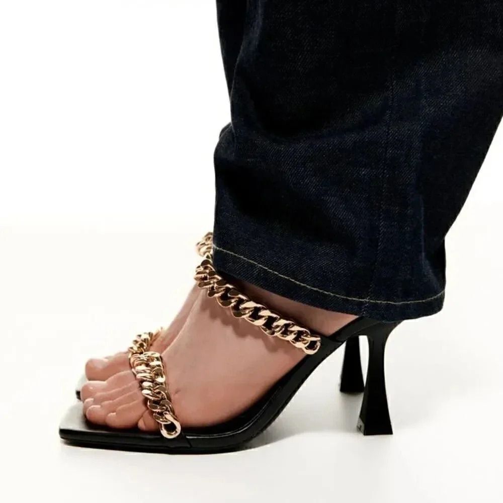 ZARA CHAIN TRIM HEELED SANDALS